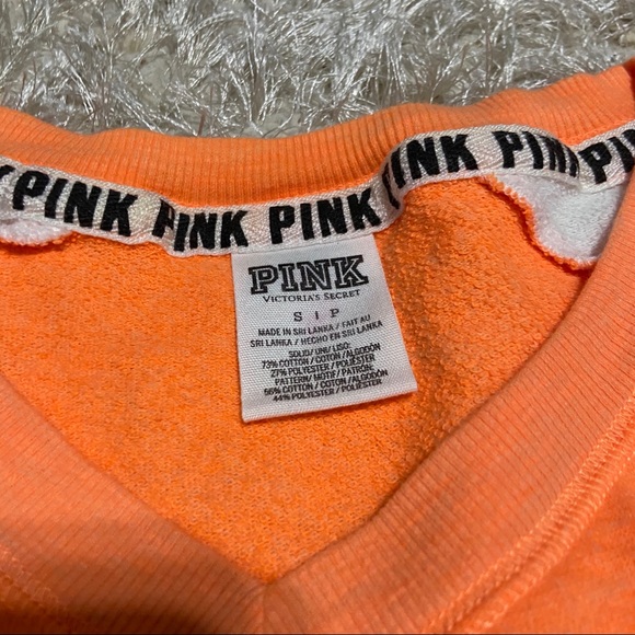 VS PINK sweatshirt - Picture 2 of 3